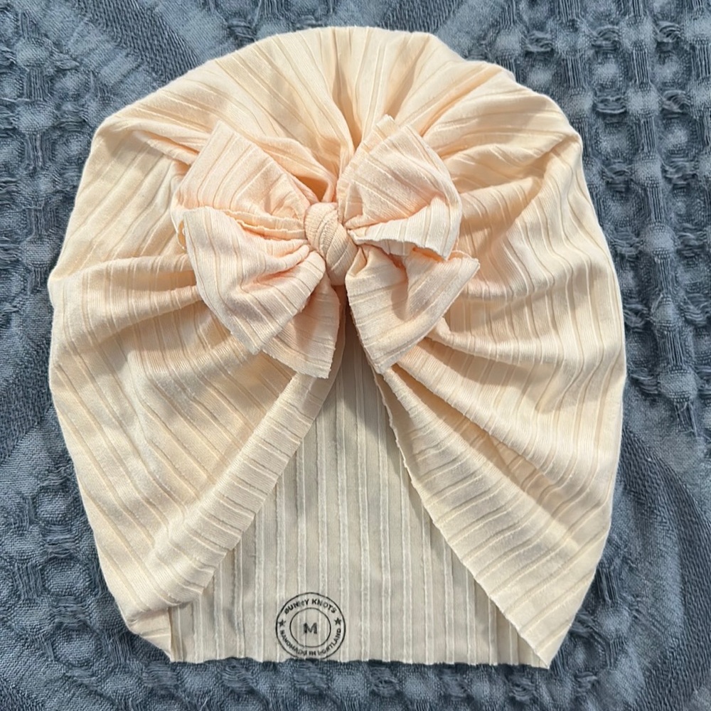 Bunny Knots - Raga - Medium - NWOT